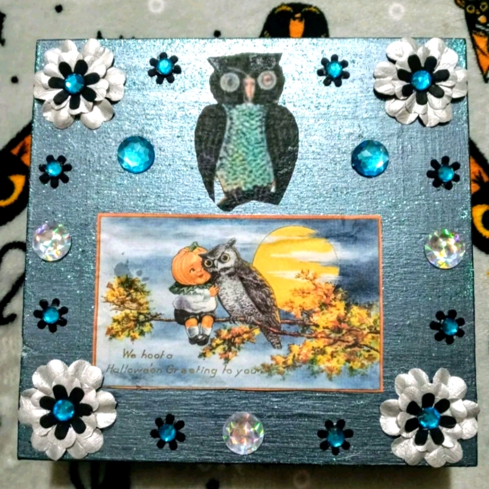 ***SOLD***Vintage Halloween Owl Cigar Stash Box